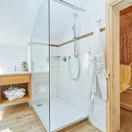 Appartement Traumblick Mit Indoorpool Und Privater Sauna Bad Goisern Exterior photo